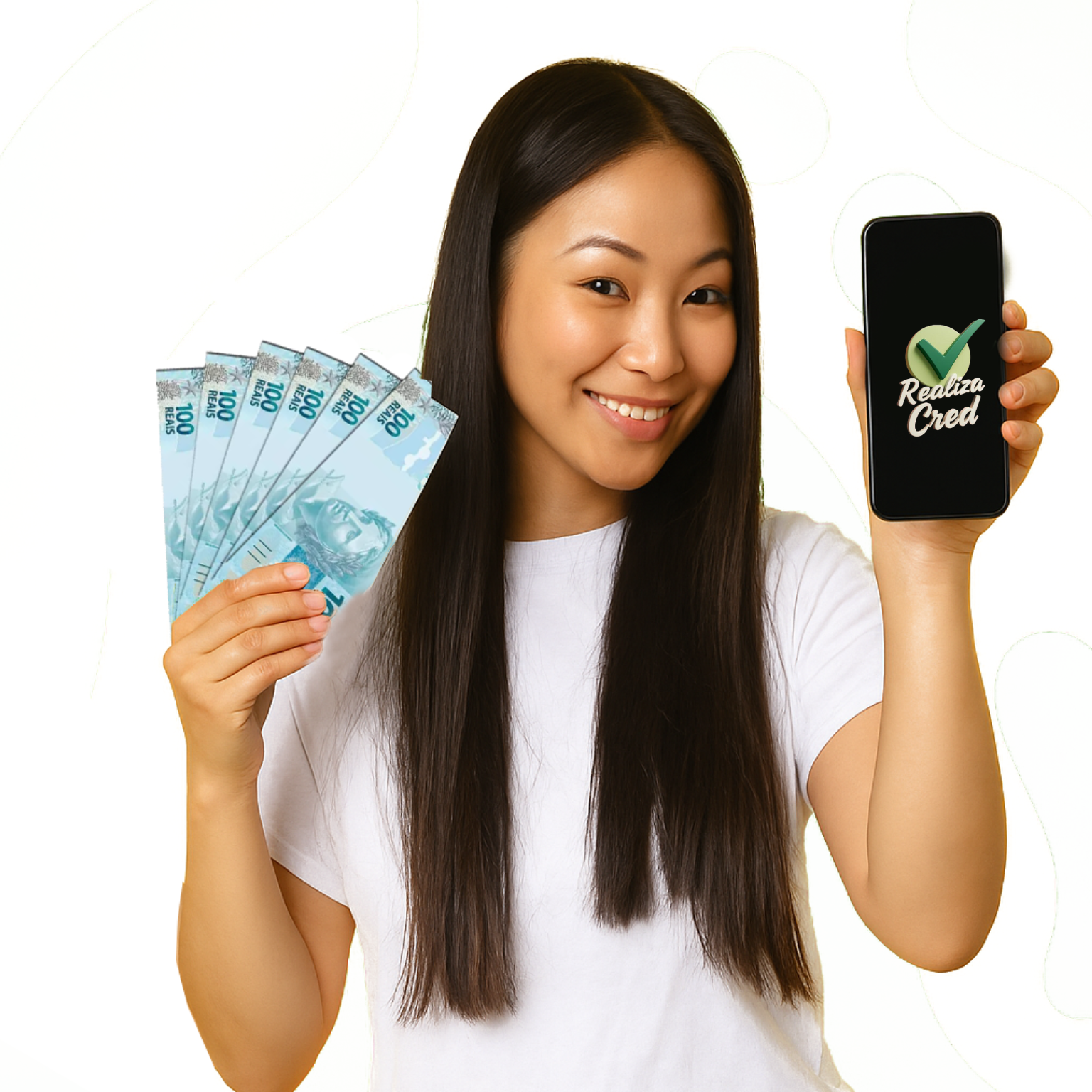Cliente RealizaCred segurando dinheiro e celular